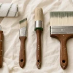 Pinceau pour peinture murale : pinceau rechampir biseauté, spalter et fibres